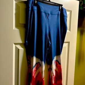 New Directions crop leggings XLG periwinkle, blue, white, and red
